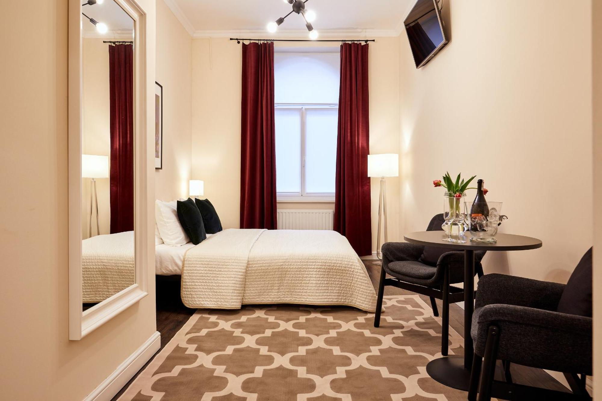 Nice Apartment In Old Town 2 Краков Экстерьер фото